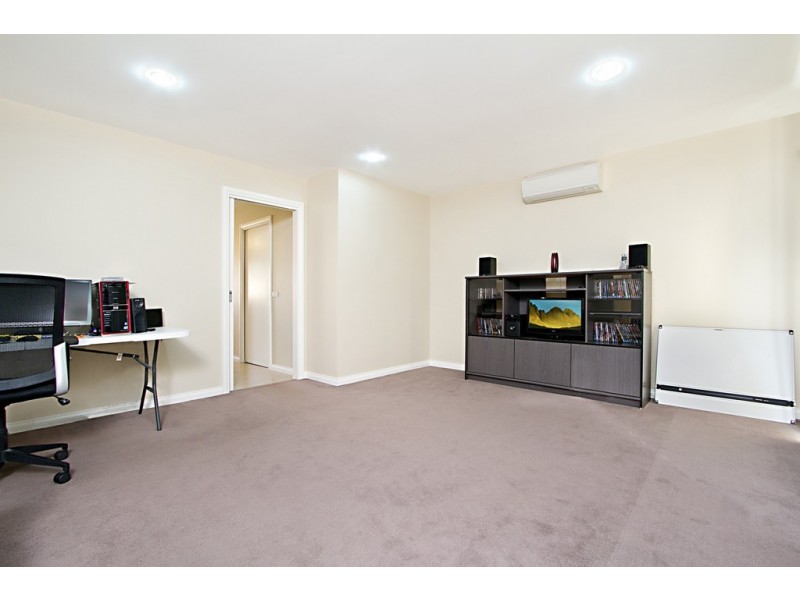 3/2 Mitchell Street, Kyneton VIC 3444