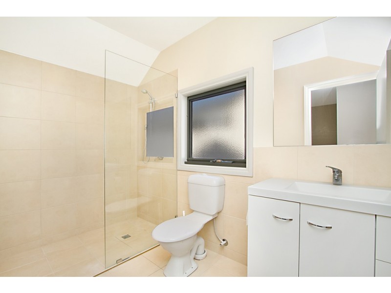 3/2 Mitchell Street, Kyneton VIC 3444