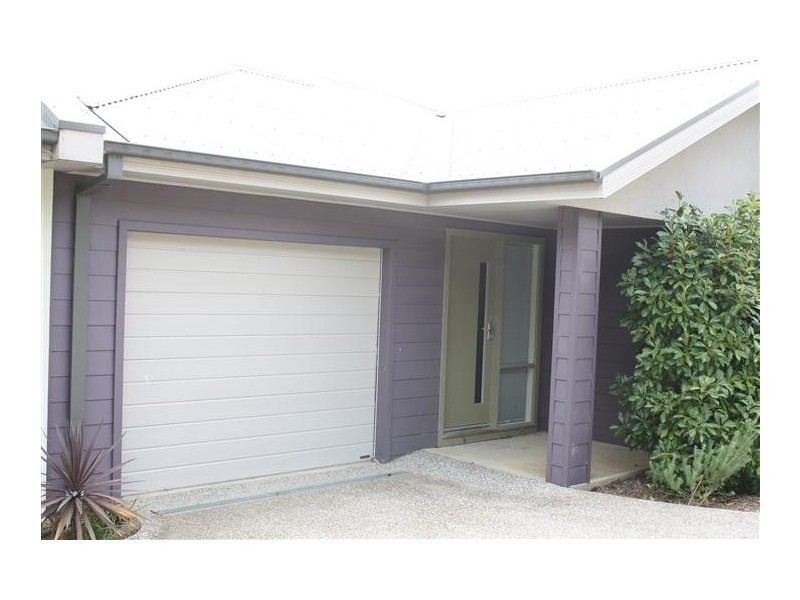 2/1-5 Rodney Street, Gisborne VIC 3437