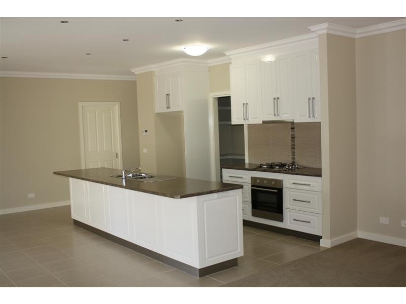 6/48 – 50 Stephen Street, Gisborne VIC 3437