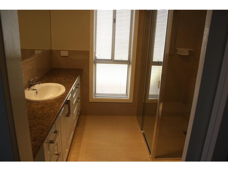 6/48 – 50 Stephen Street, Gisborne VIC 3437