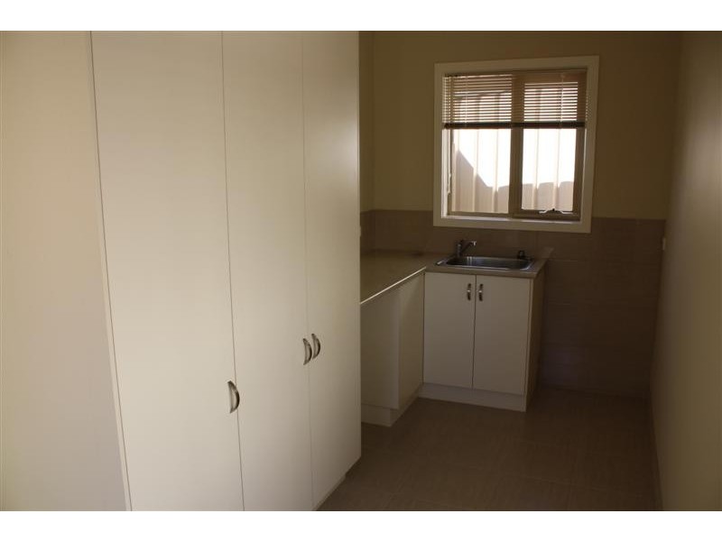 8/48 – 50 Stephen Street, Gisborne VIC 3437