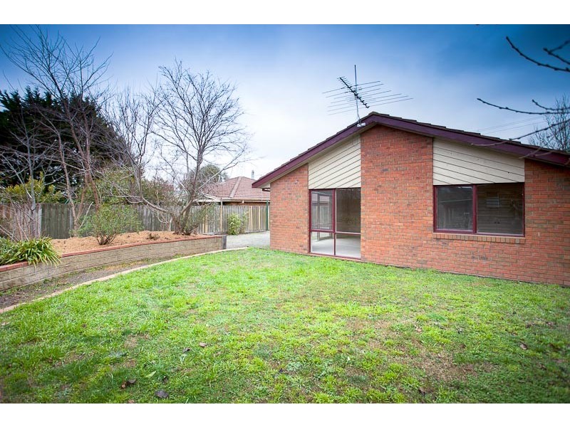 3 Scenic Crt, Gisborne VIC 3437