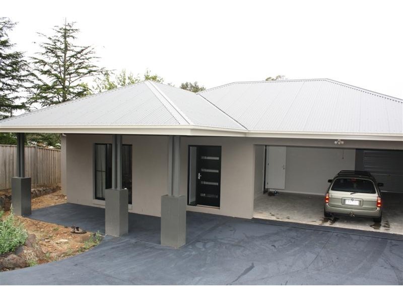 3 William Crt, Gisborne VIC 3437