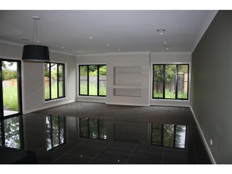 3 William Crt, Gisborne VIC 3437