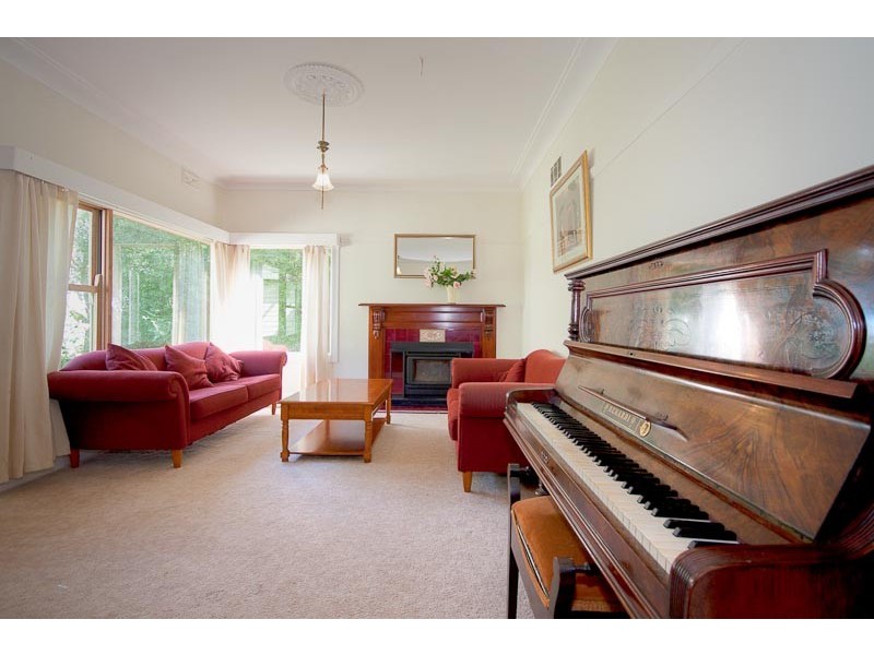 33 Calthorpe Street, Gisborne VIC 3437