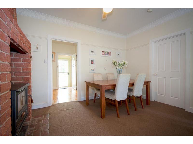 33 Calthorpe Street, Gisborne VIC 3437