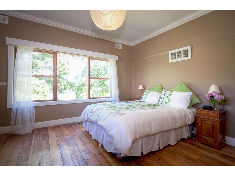 33 Calthorpe Street, Gisborne VIC 3437