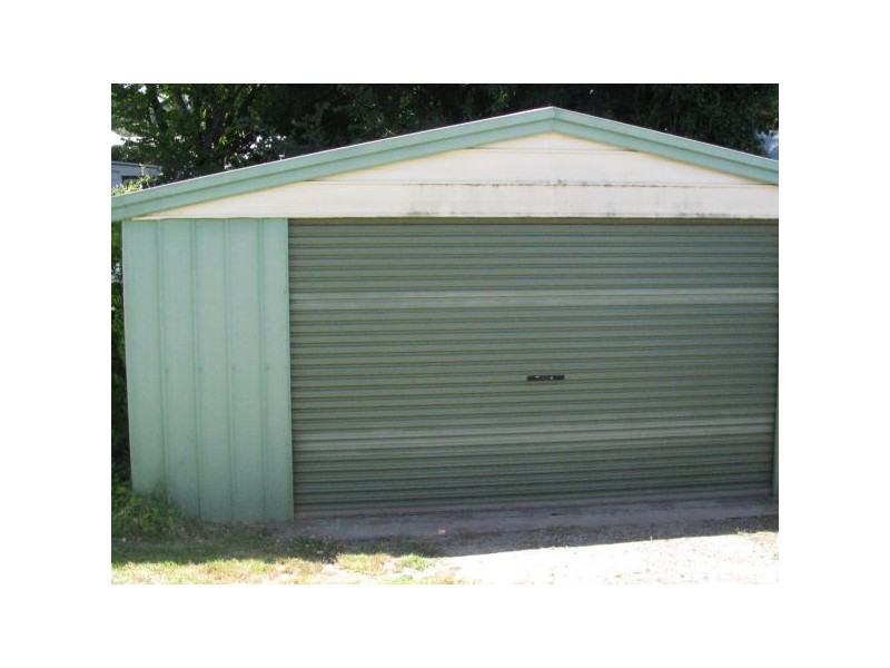 31 Anslow Street, Woodend VIC 3442