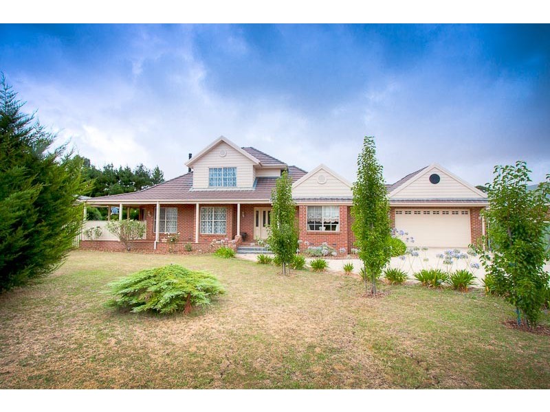 8 Kilmartin Court, Riddells Creek VIC 3431