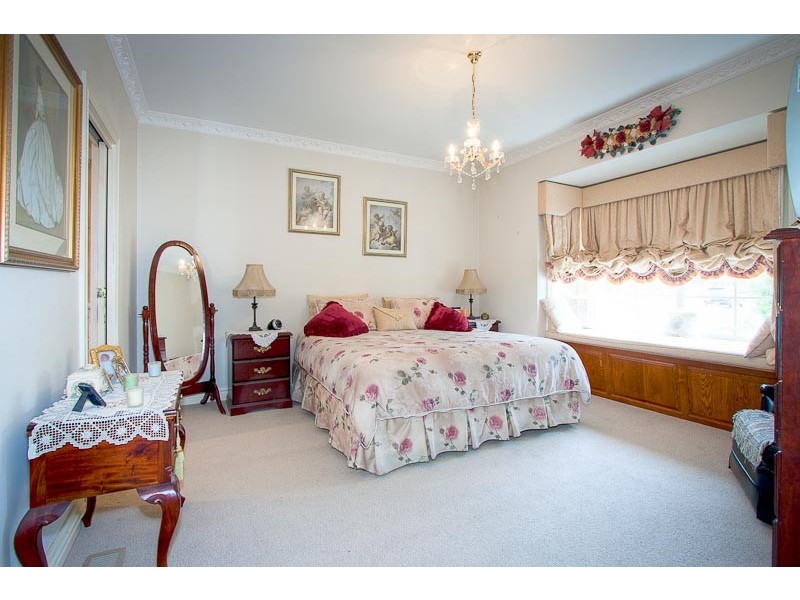 8 Kilmartin Court, Riddells Creek VIC 3431