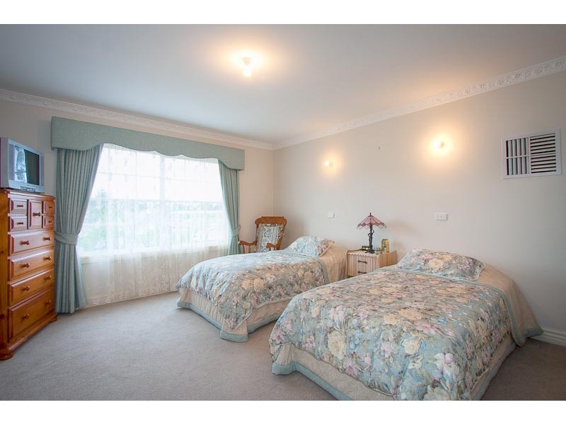 8 Kilmartin Court, Riddells Creek VIC 3431