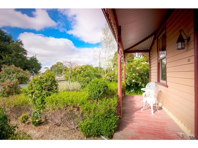 114 Main Road, Riddells Creek VIC 3431