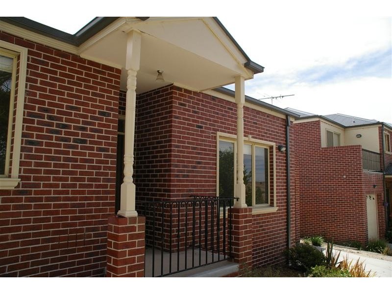 3/13 Melbourne Road, Gisborne VIC 3437