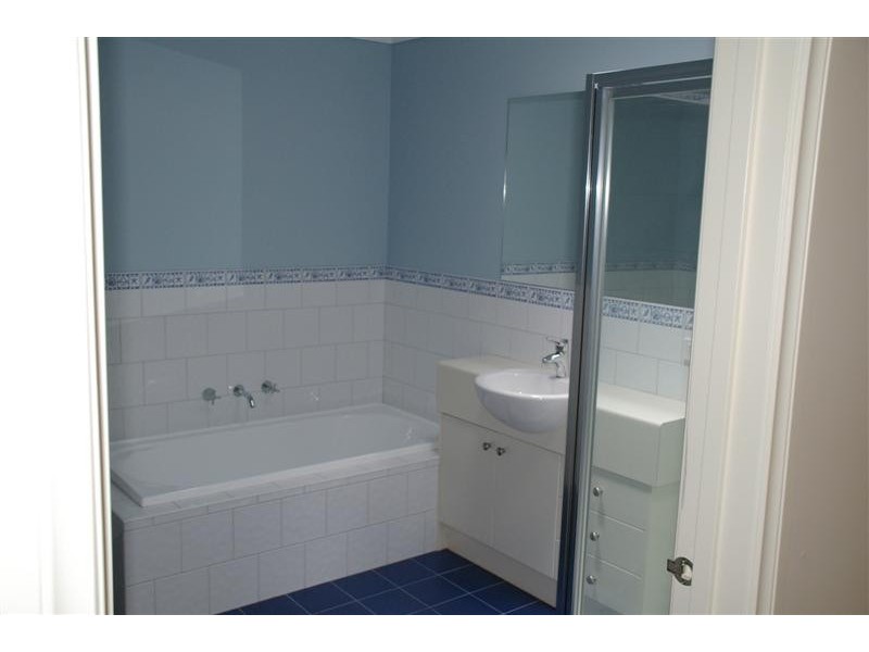 3/13 Melbourne Road, Gisborne VIC 3437