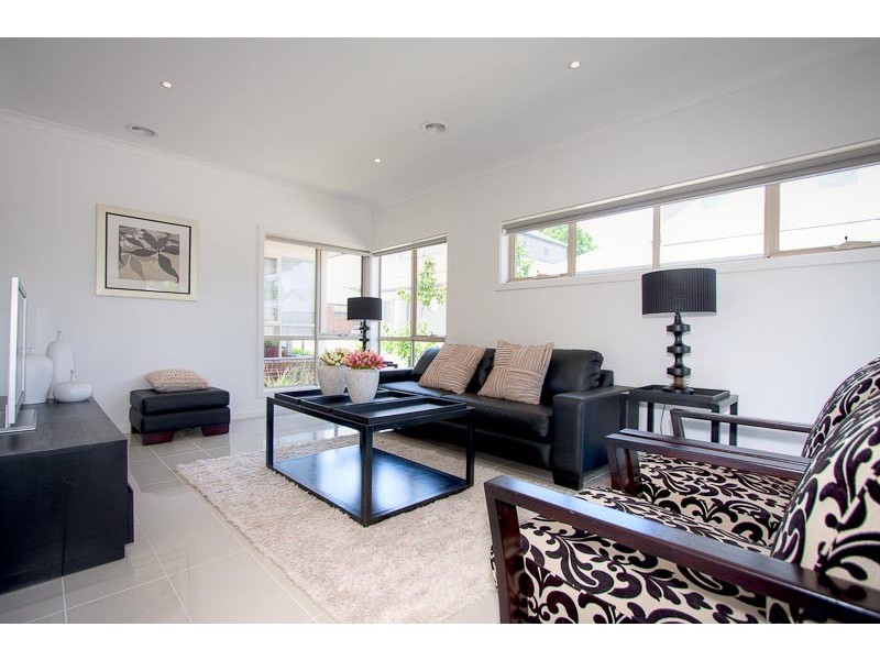 3/14-16 Rodney Street, Gisborne VIC 3437