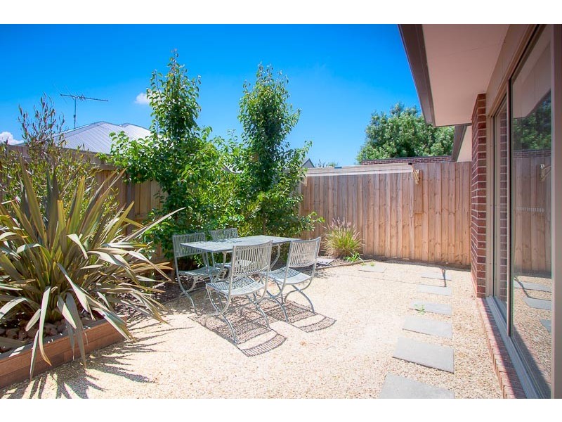 3/14-16 Rodney Street, Gisborne VIC 3437