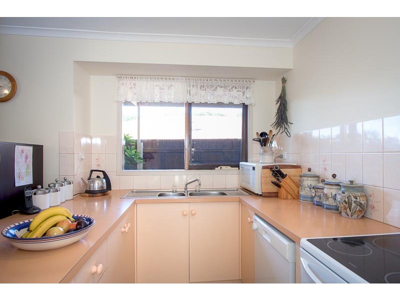 4 Banksia Court, Romsey VIC 3434