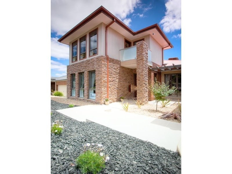 49 The Boulevard, Gisborne VIC 3437