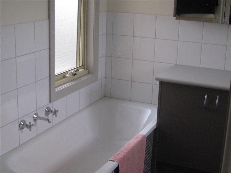 6/6-8  Rodney Street, Gisborne VIC 3437