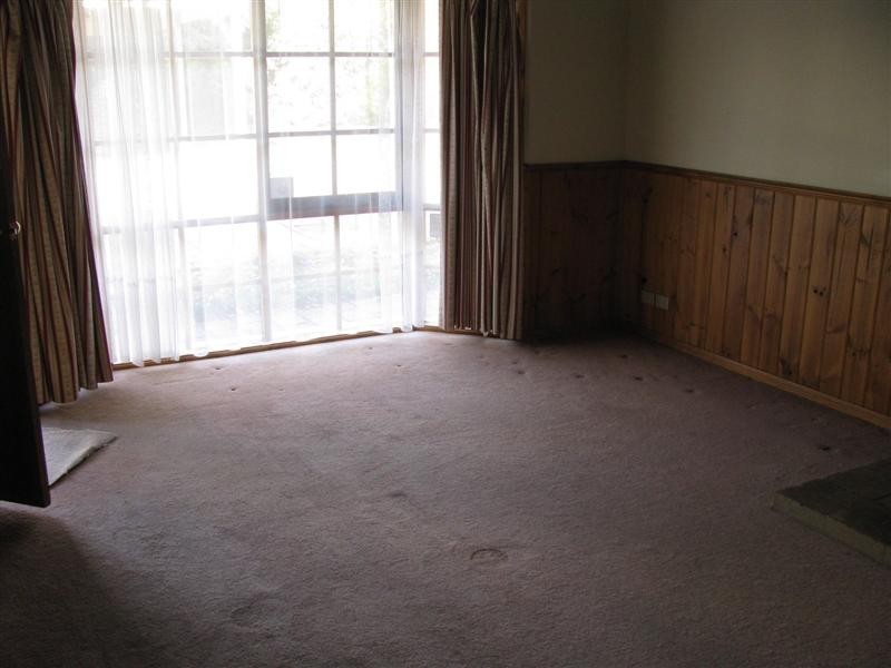 1/16  Carlisle Street, Woodend VIC 3442