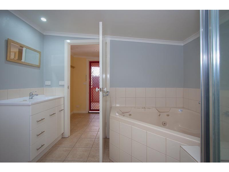 29 Dundas Street, Lancefield VIC 3435