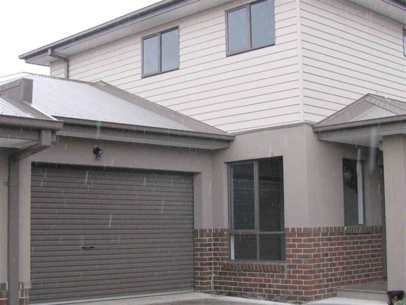 8/9 Rodney Street, Gisborne VIC 3437