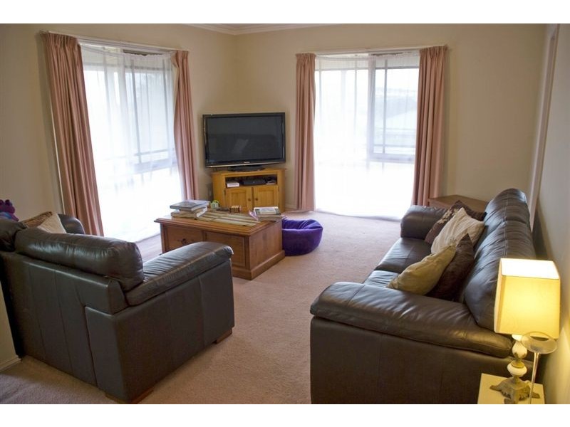 4 The Boulevard, Gisborne VIC 3437