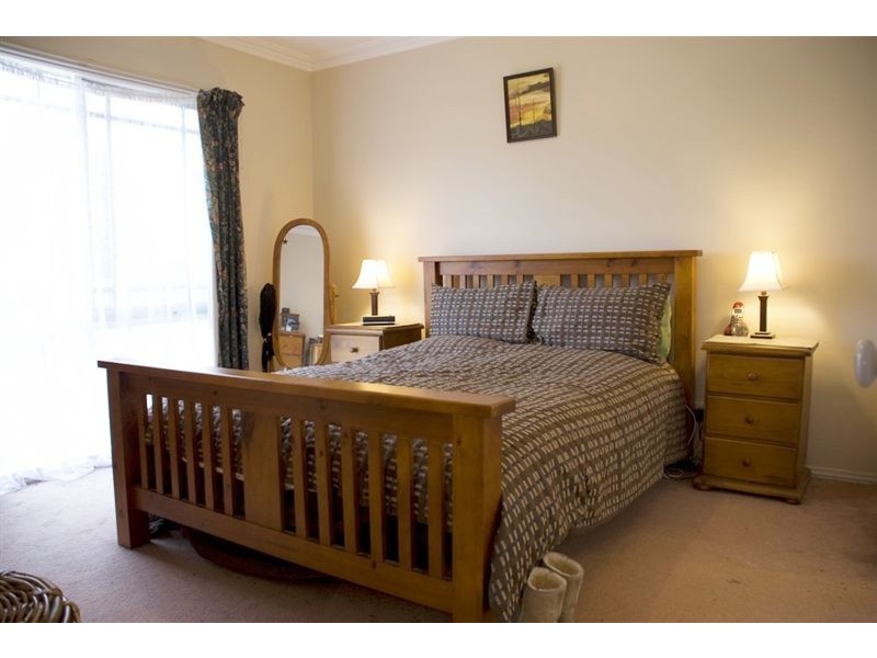 4 The Boulevard, Gisborne VIC 3437