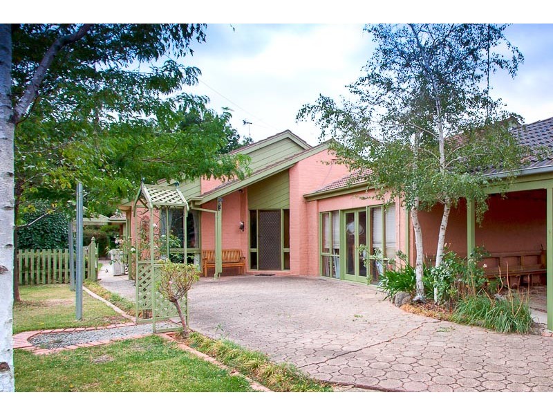 11 Carnegie Court, Gisborne VIC 3437