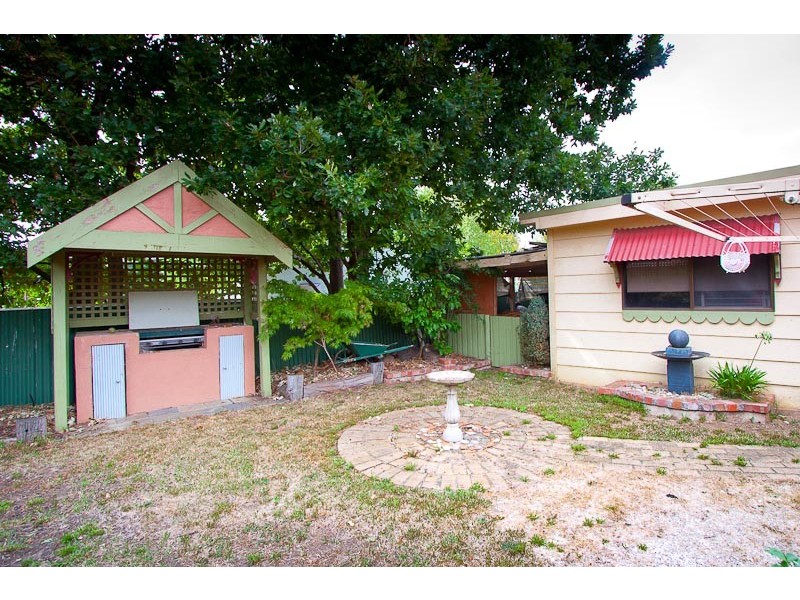 11 Carnegie Court, Gisborne VIC 3437