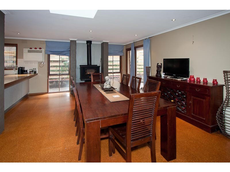 54 Waterfalls Road, Mount Macedon VIC 3441