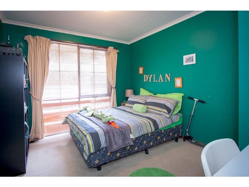 54 Waterfalls Road, Mount Macedon VIC 3441