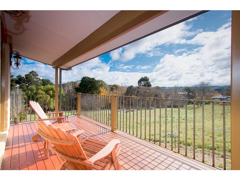 30 Calthorpe Street, Gisborne VIC 3437