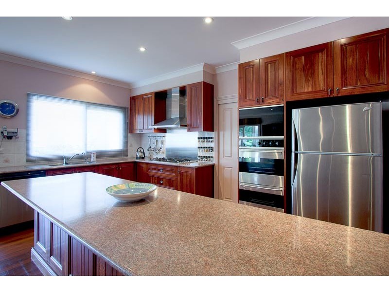 13 Dalray Crescent, New Gisborne VIC 3438