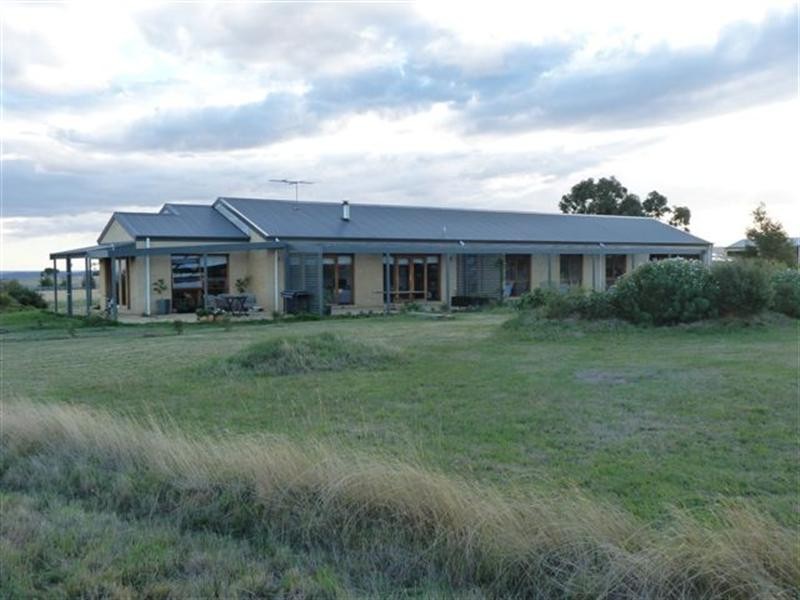 71 Spotiwood Road, Bullengarook VIC 3437