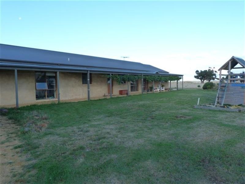 71 Spotiwood Road, Bullengarook VIC 3437