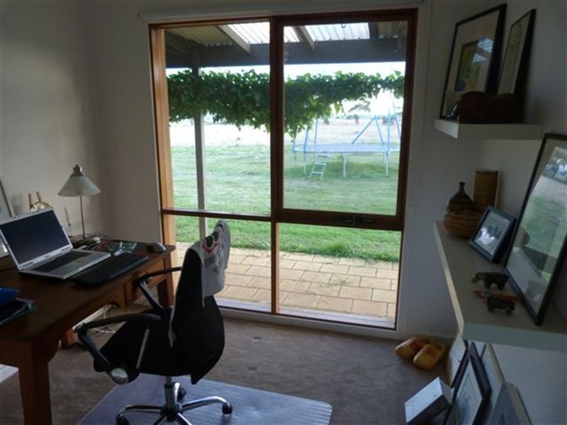 71 Spotiwood Road, Bullengarook VIC 3437