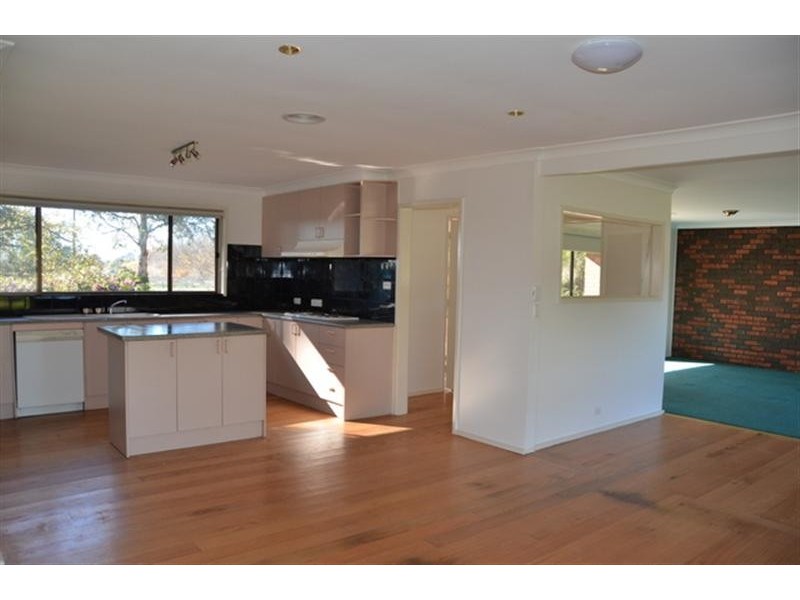 81 Willowbank Road, Gisborne VIC 3437