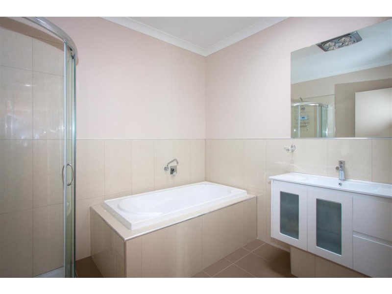 Unit 2/ 2 Egan Crt, Riddells Creek VIC 3431