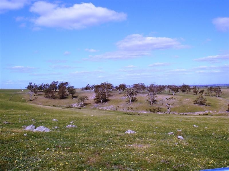 416 BLACKHILL RD., Toolern Vale VIC 3337