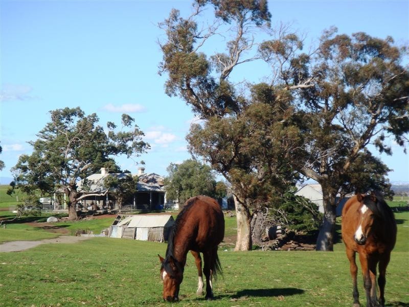 416 BLACKHILL RD., Toolern Vale VIC 3337
