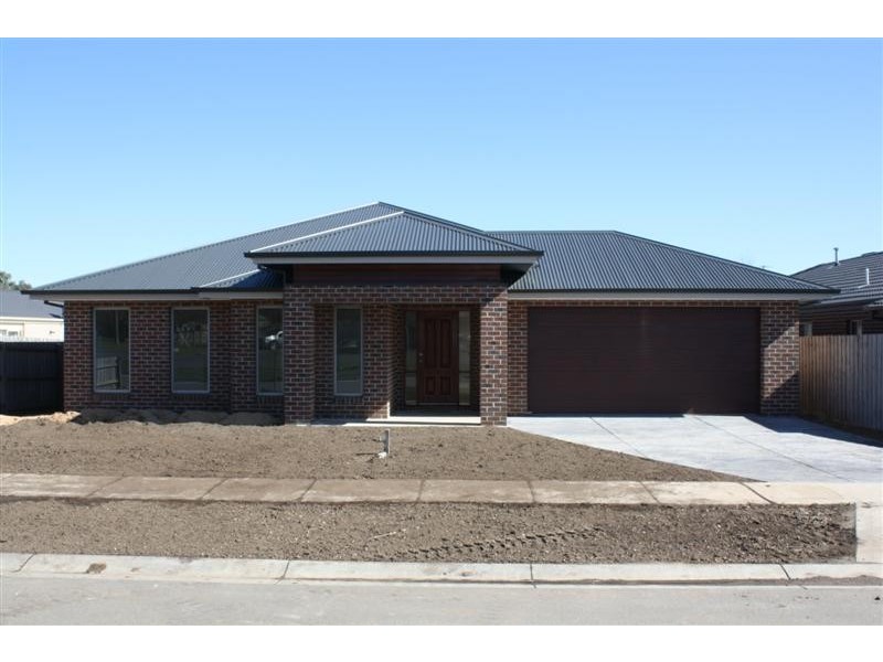 167 Station Rd, Gisborne VIC 3437