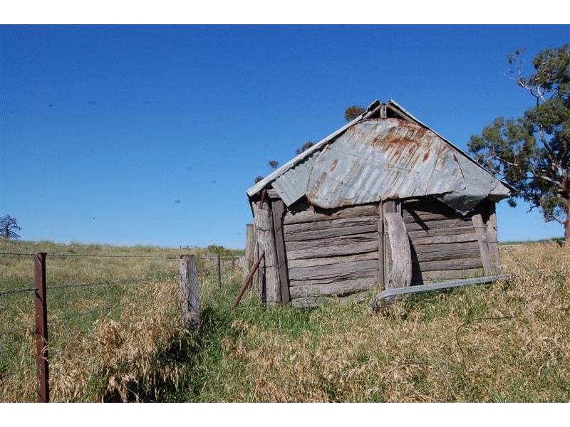 416 Blackhill Rd, Toolern Vale VIC 3337