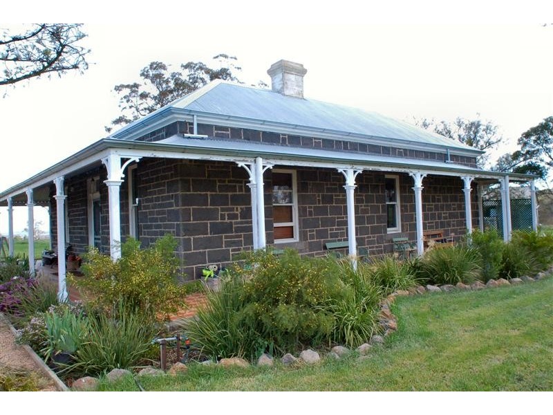 416 Blackhill Rd, Gisborne South VIC 3437