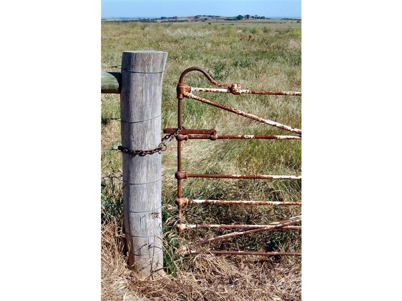 416 Blackhill Rd, Gisborne South VIC 3437