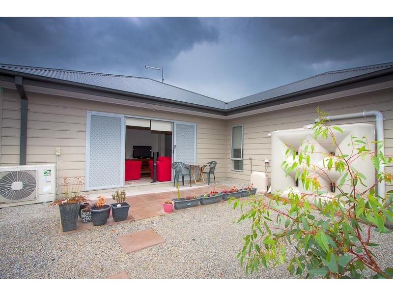 Unit 4/12 Rodney Street, Gisborne VIC 3437