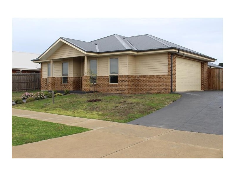 14 Child Harold Road, Gisborne VIC 3437