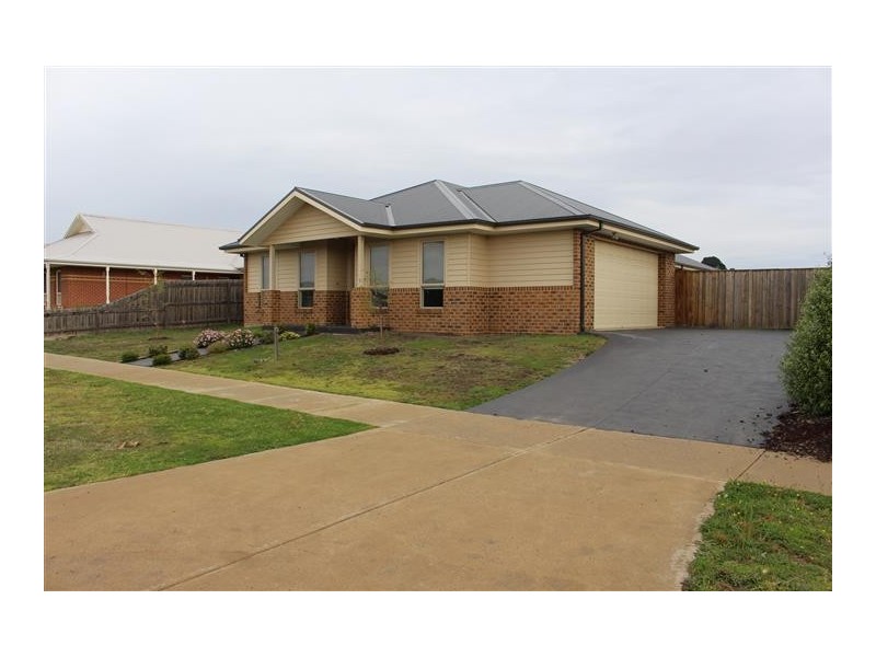 14 Child Harold Road, Gisborne VIC 3437