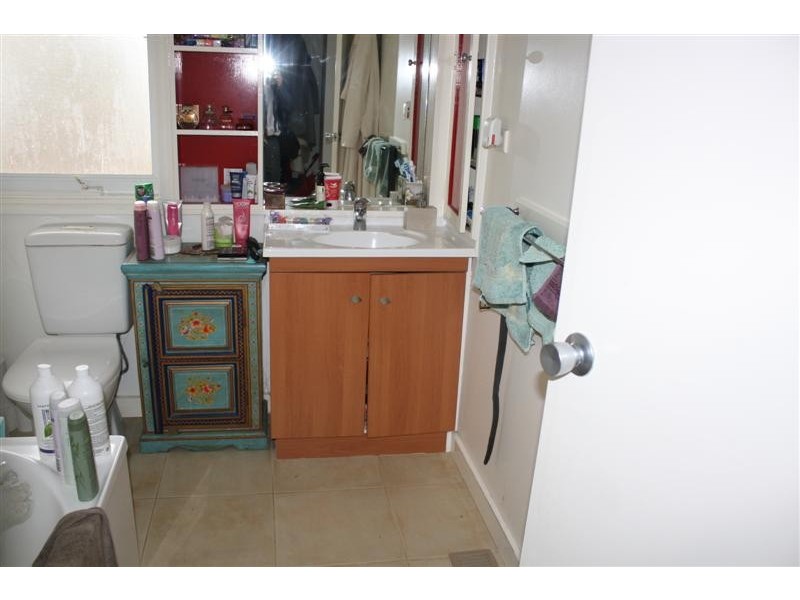 10 Peter Godden Drive, Woodend VIC 3442